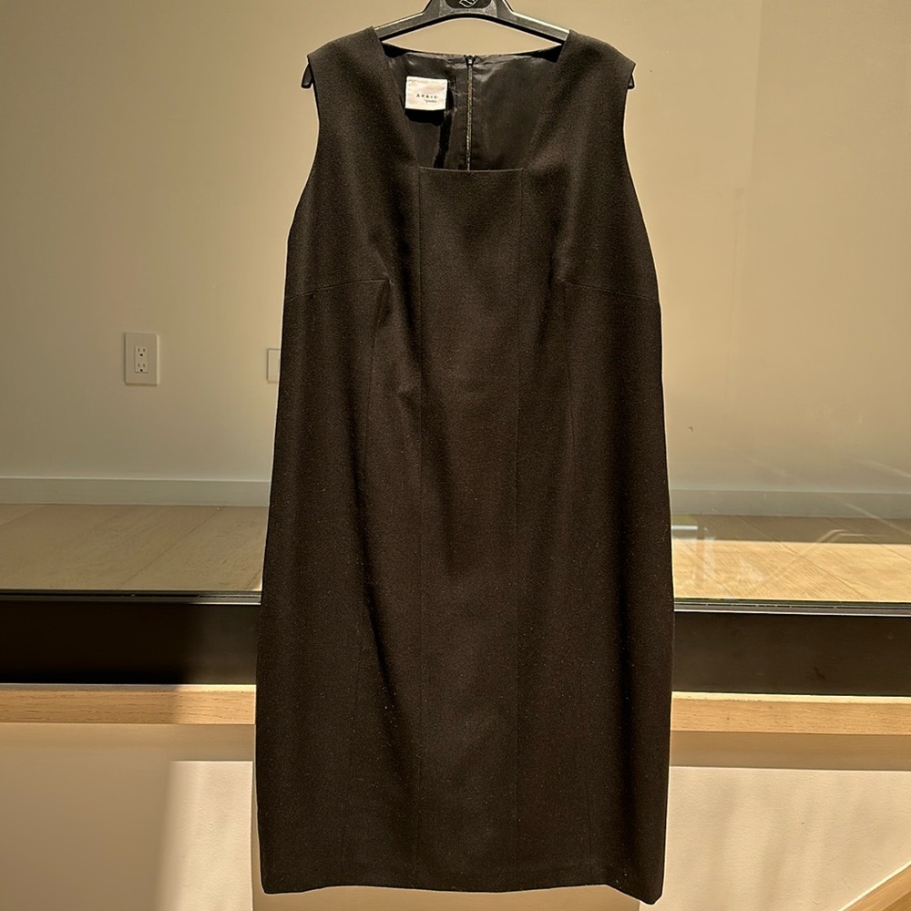 Akris Punto Black Sleeveless Sheath Midi Dress